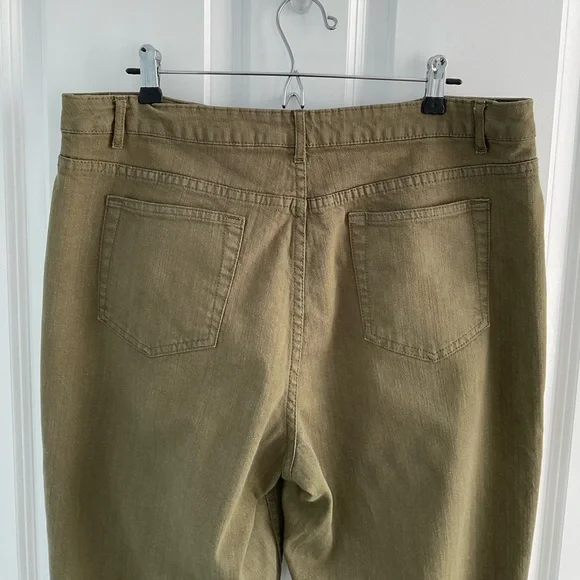 Coldwater Creek Olive Straight Leg Pants - Picture 2 of 5